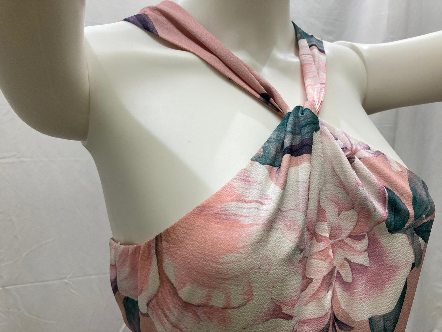 Style State Floral Maxi Halterneck Dress Blush Pink Ladies Sz 8 NEW