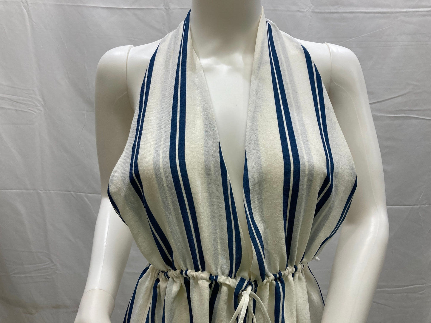 Glassons Swim Open Back Halterneck Midi Dress White Ladies Sz M NEW