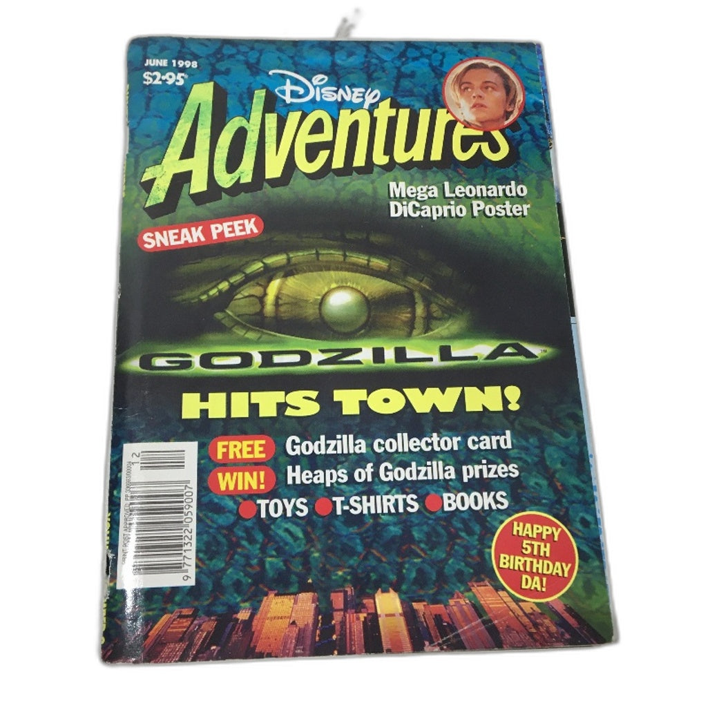 COLLECTABLE 4Piece Assorted Media Magazines Pack