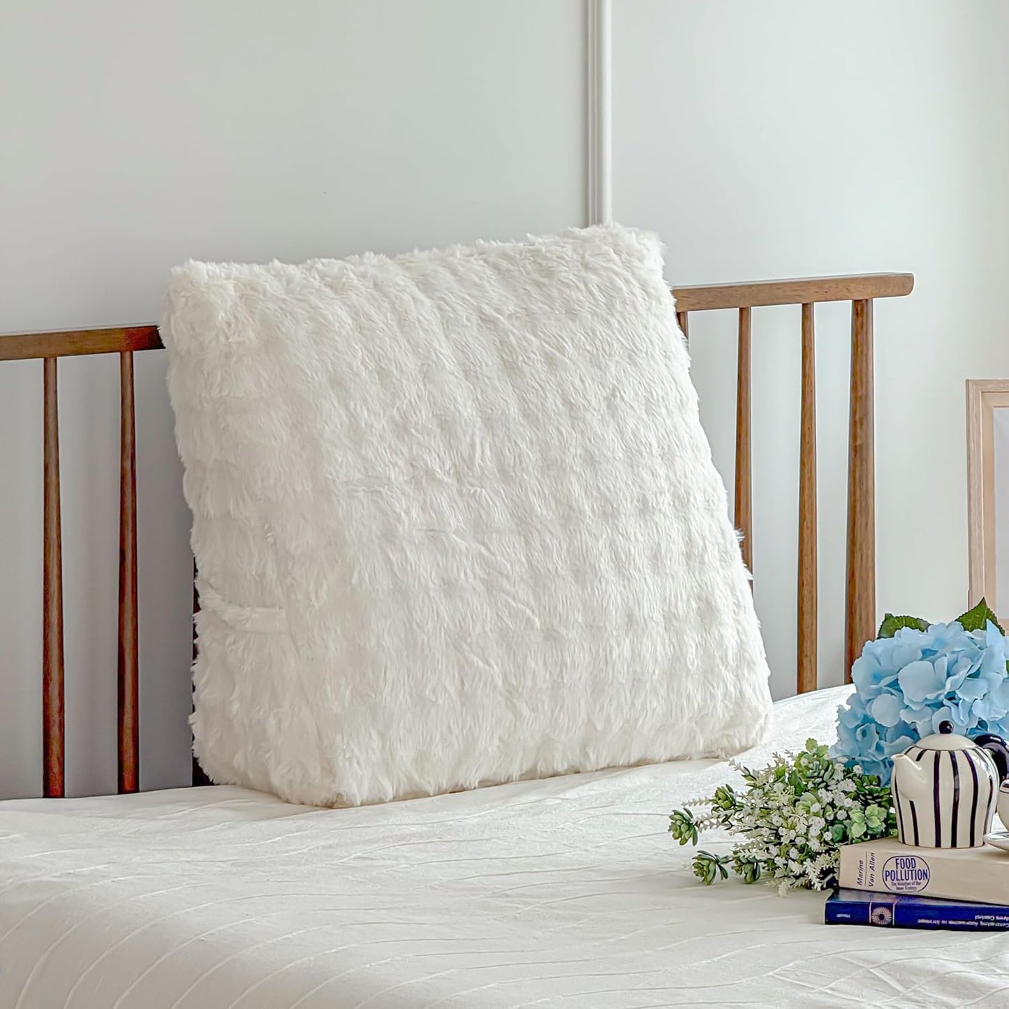 Houkaho Reading Back Rest Pillow Bolster Wedge Cushion Faux Fur Beige Cover NEW