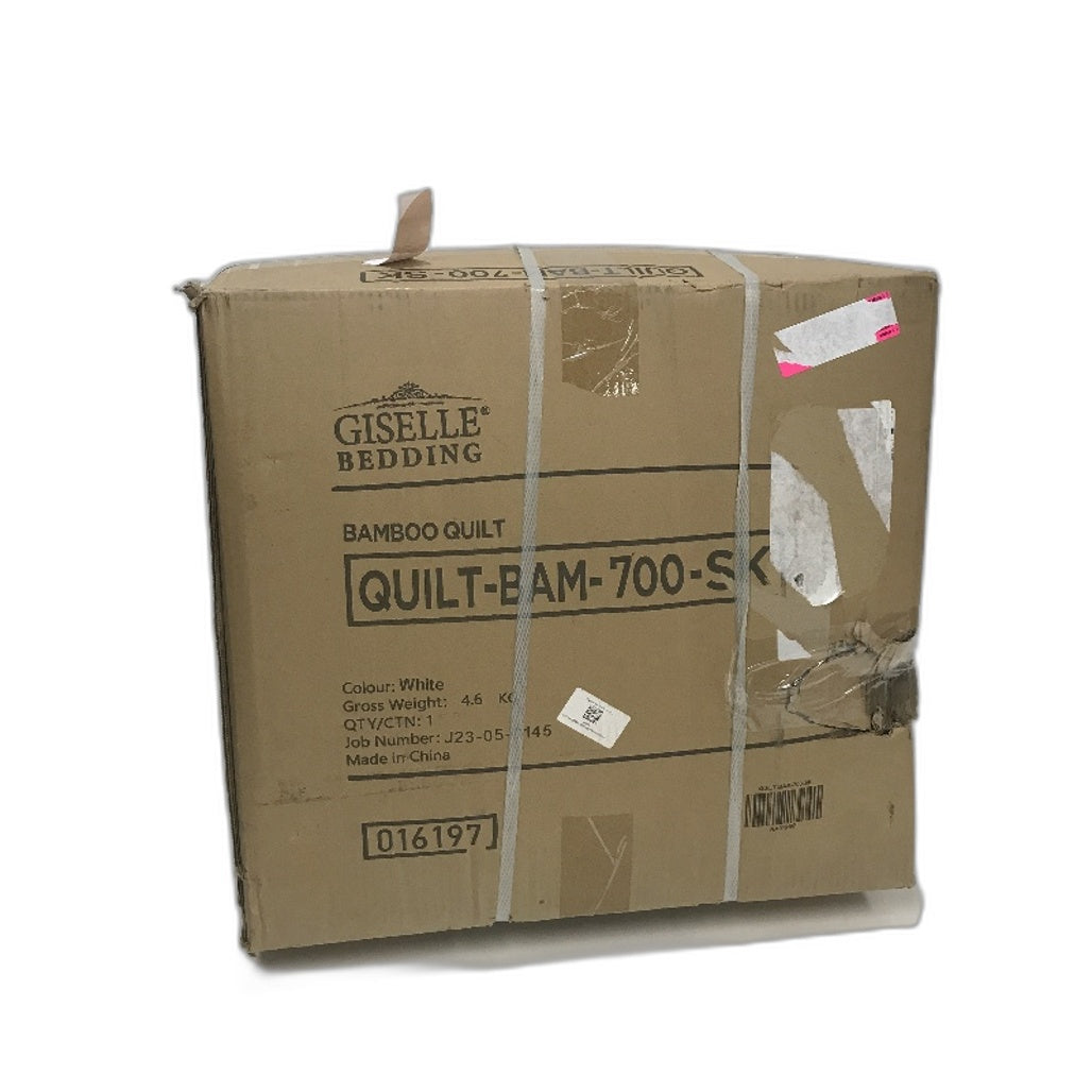 Giselle Bedding 700GSM Microfibre Bamboo Quilt Super King NEW