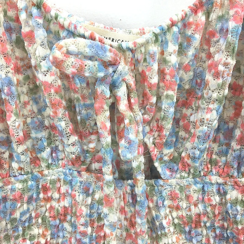 American Eagle Bay Floral Short Sleeve Tie Front Crop Top Ladies Size Medium NEW