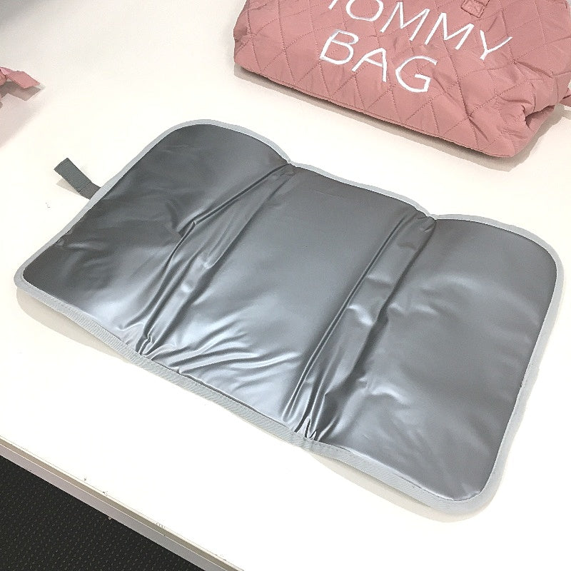 Ssumght 5 Piece Pink Mommy Logo Quilted Diaper Bag Pacifier Mat & Purses NEW