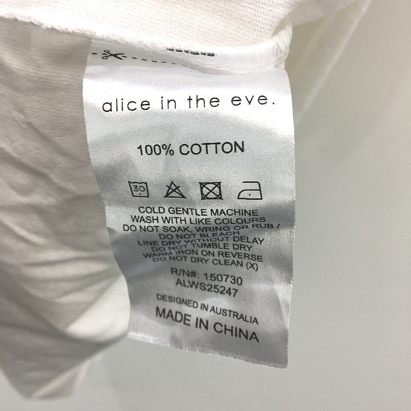 Alice In The Eve Zayla Floral Oversized Tee White Blur Image Ladies Size M/L