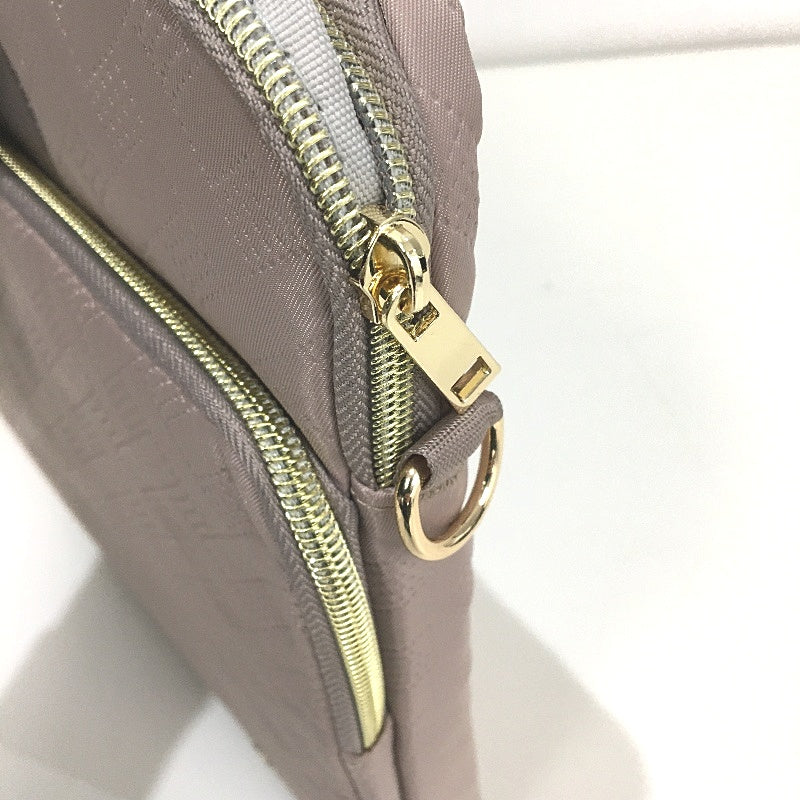 KIZUNA  Laptop Portable Sleeve Case 15.6 Inch With Attachable Shoulder Strap NEW