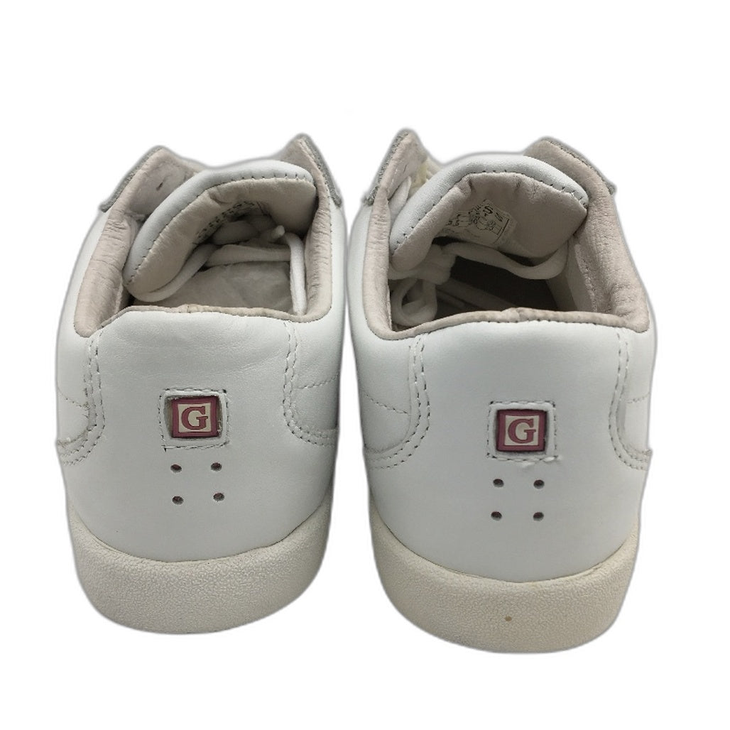 Guess Leather White & Pink Stripe Sneaker Shoe Girls Youth/Adult Size US 4 EUR 36 NEW