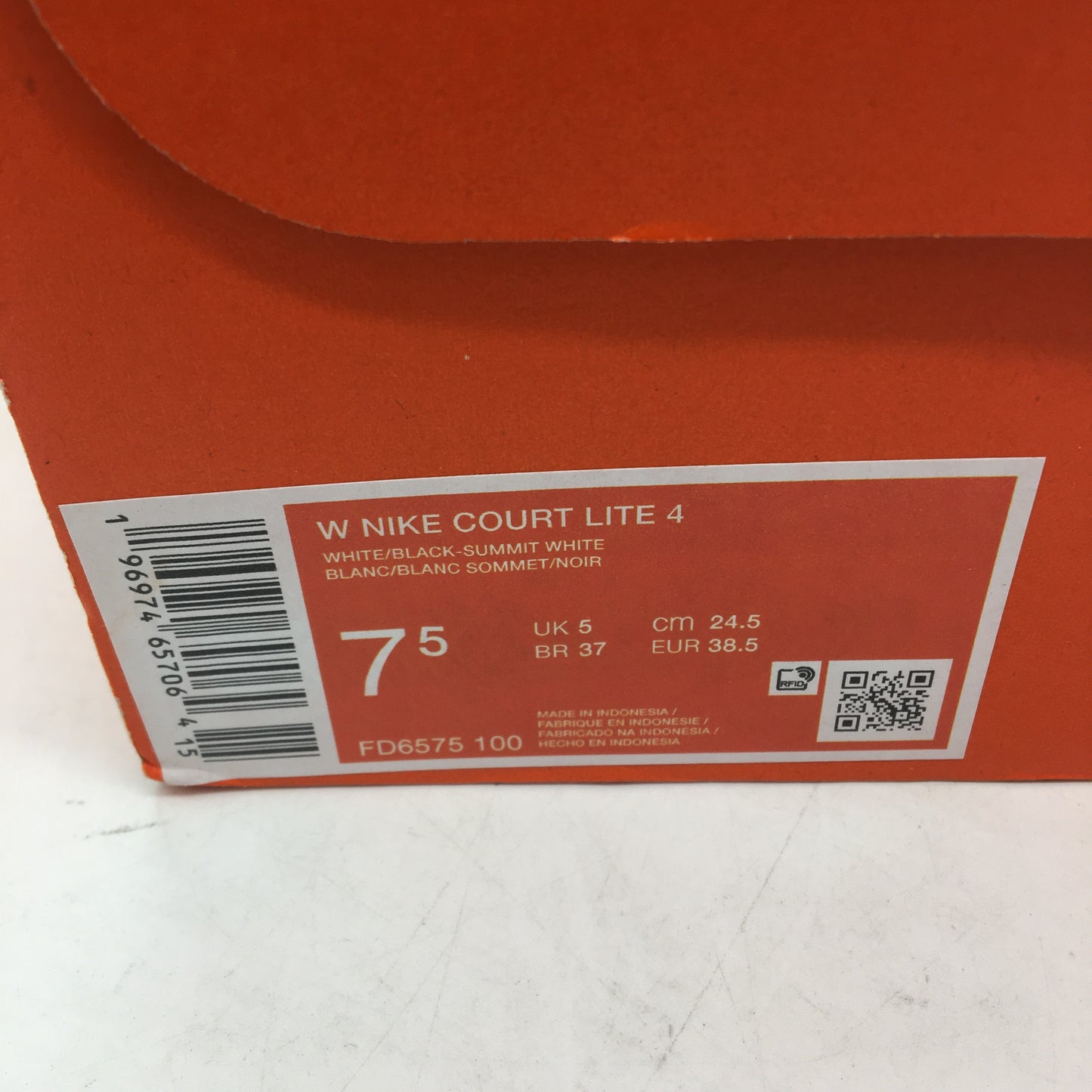 Nike Court Lite 4 White Black Accent Sneakers Ladies Size US 7.5 UK 5 24.5cm NEW