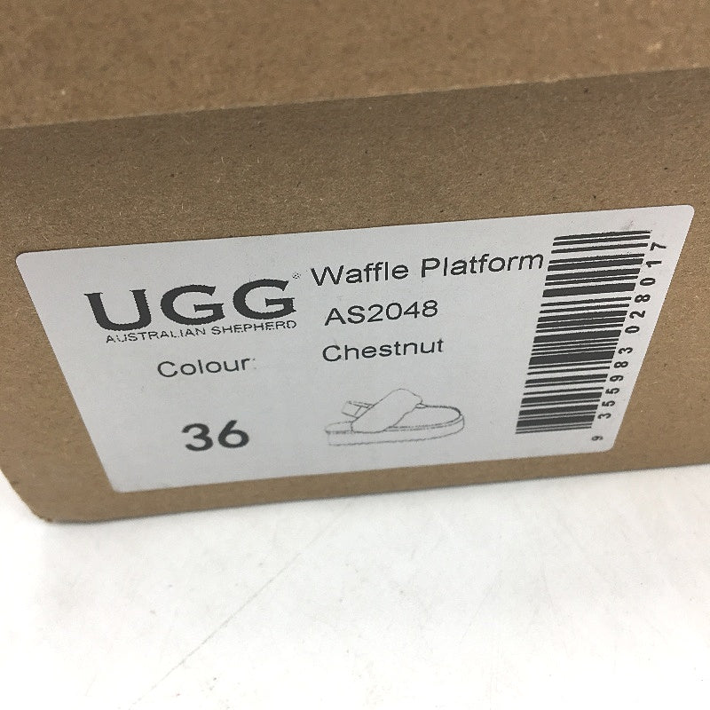 UGG Aust Shepherd Sheepskin Chestnut Waffle Platform Slippers Men 3 Ladies 5 NEW