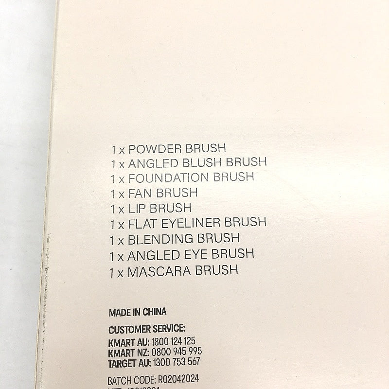 23 Piece BULK LOT- OXX Cosmetics Brush Kits & Assorted Make Up Items NEW