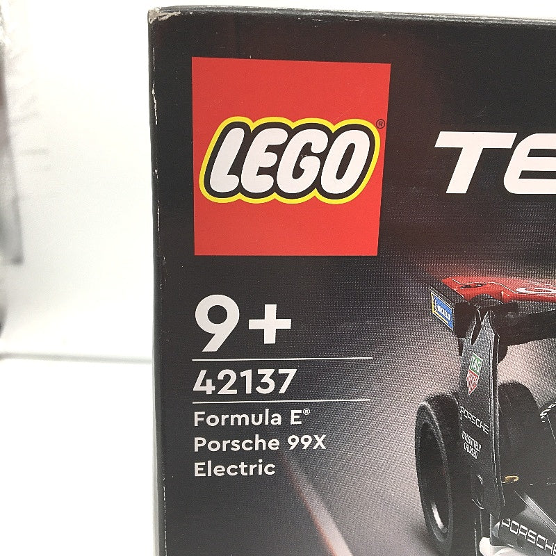 LEGO Technic 42137 Formula E Porsche 99X Electric Pull Back Racing Car Model NEW