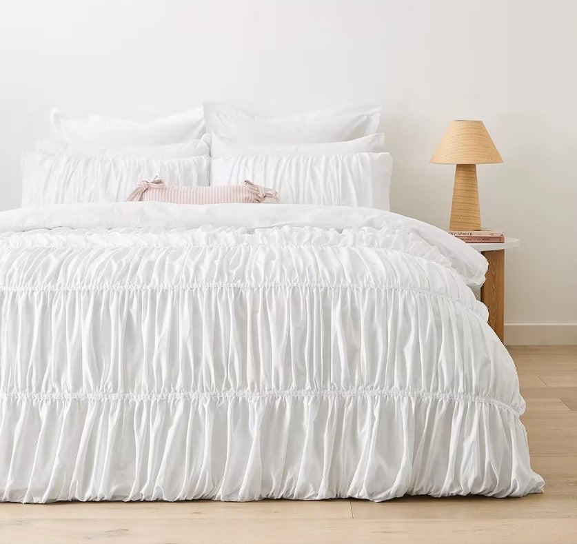 Easy Care Ruched Design White Arlo 100% Cotton Quilt Cover Set QUEEN Bed NEW