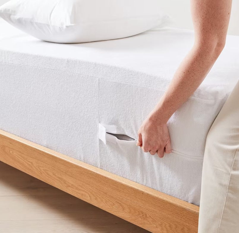 Water Proof Easycare Bed Bug Resistant Fitted Mattress Encasement QUEEN Size NEW