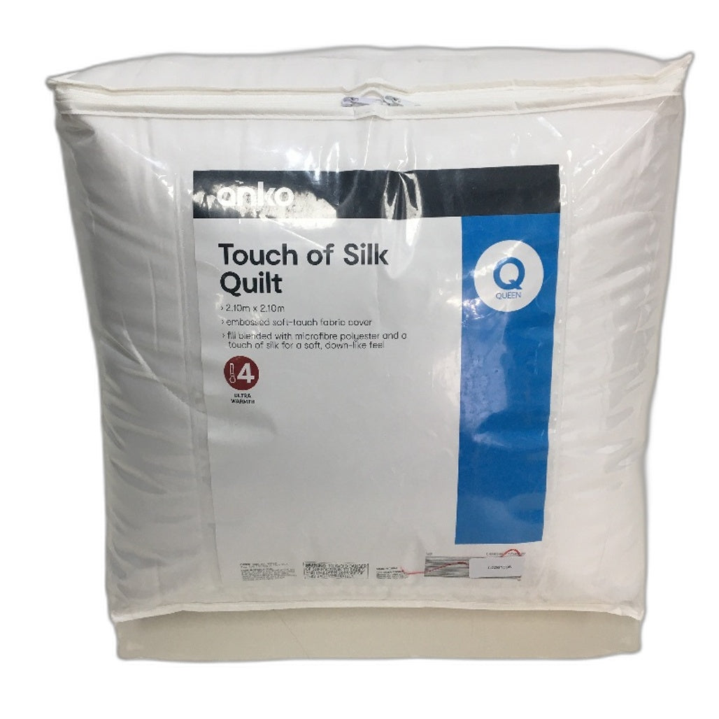 Ultra Warmth Embossed Soft-Touch Fabric Cover Touch of Silk Quilt QUEEN Size NEW