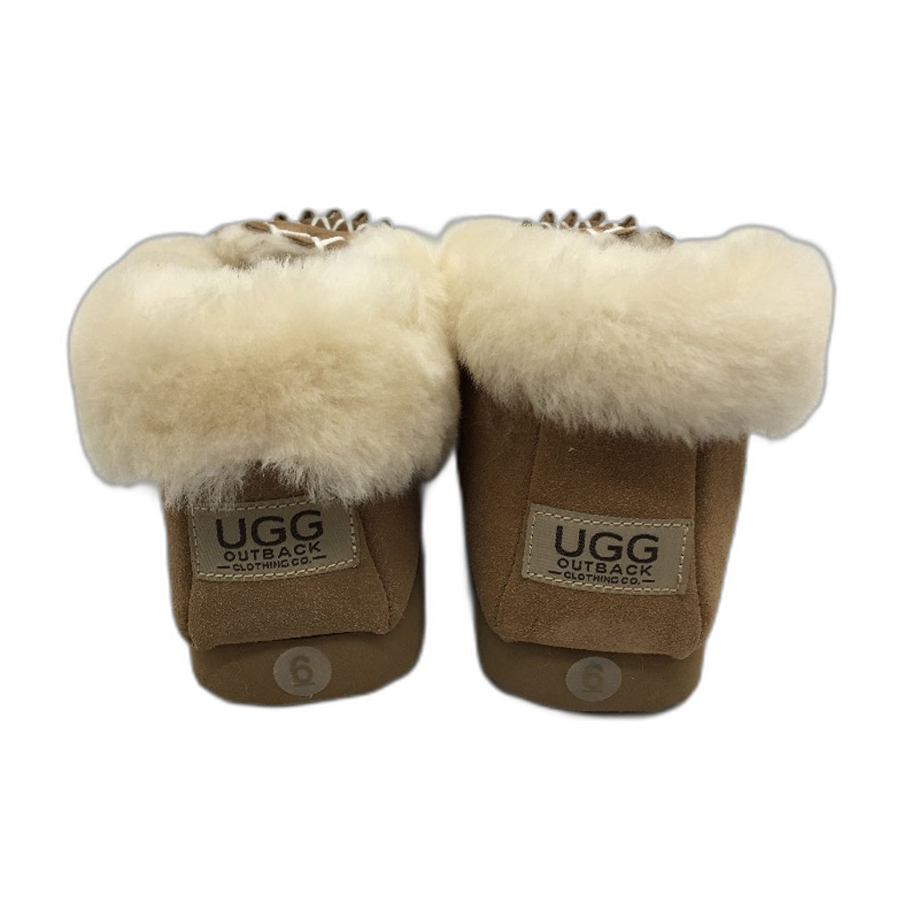 UGG Outback Australian Sheepskin Chesnut Moccasins Unisex Size EU 37 M5 L6 NEW