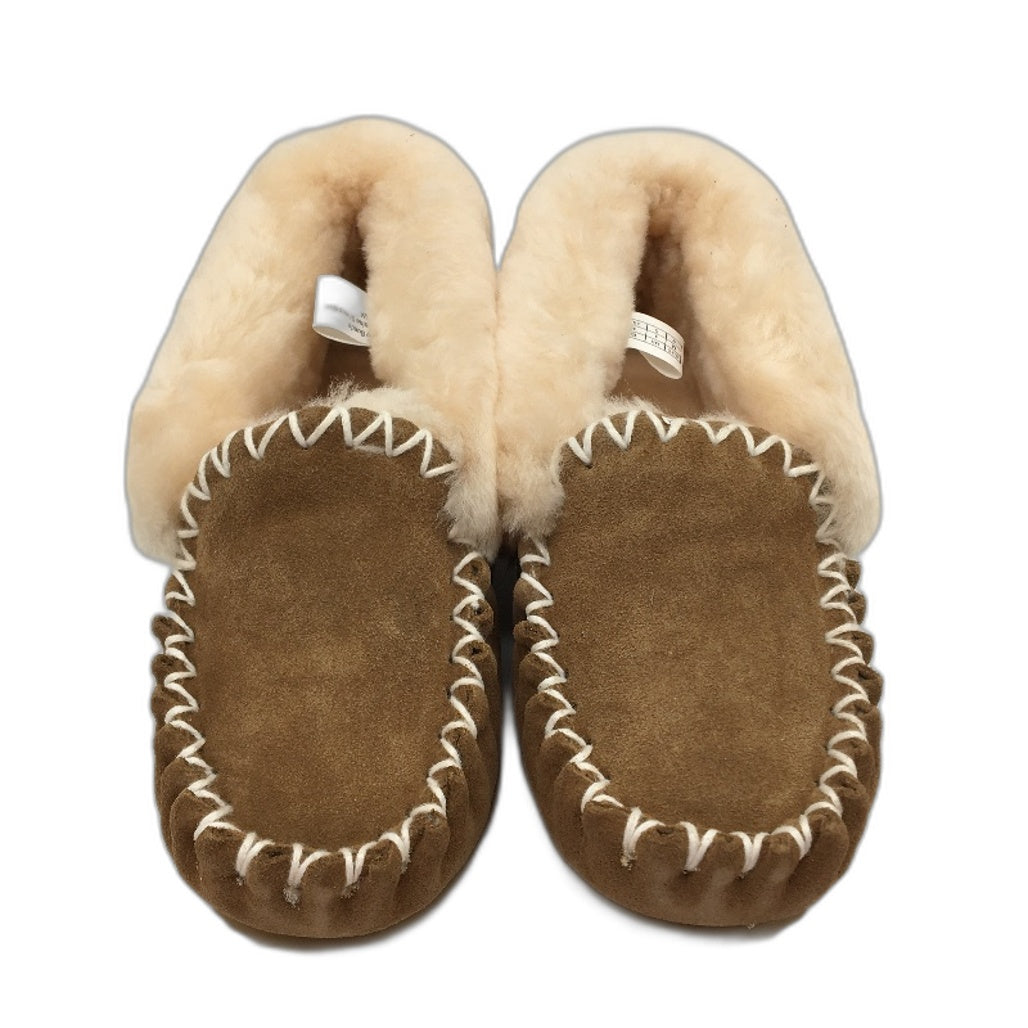 UGG Outback AUS Sheepskin Chestnut Moccasins Slippers Unisex US M4 L5 EU36 NEW