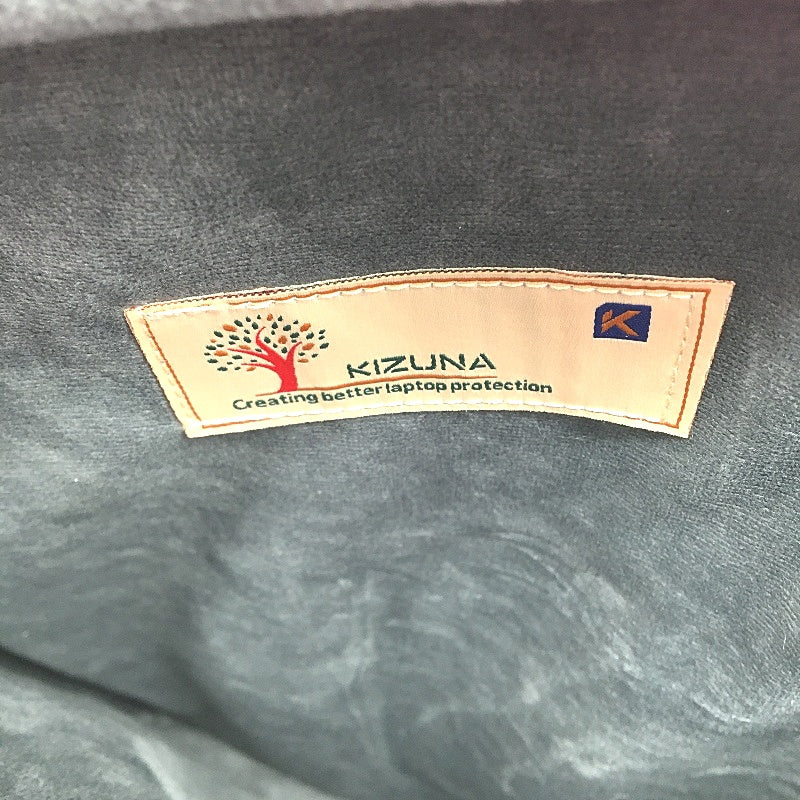 KIZUNA 17 Inch Laptop Sleeve Soft Case Carrying Bag With Accessory Pouch NEW