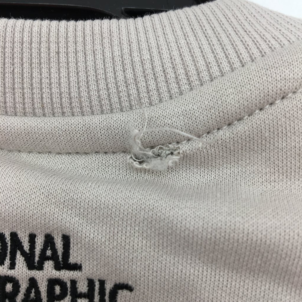 National Geographic Sleeve Pocket Mourning Beige Sweatshirt Mens Size US XS NEW