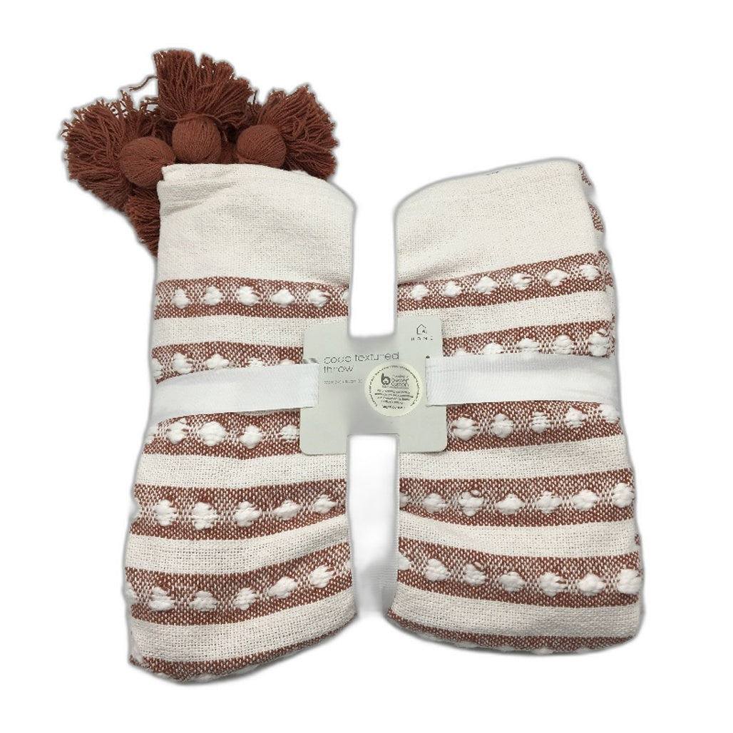 Target Coda Textured Rust & Cream Throw Blanket 127 x 152cm NEW
