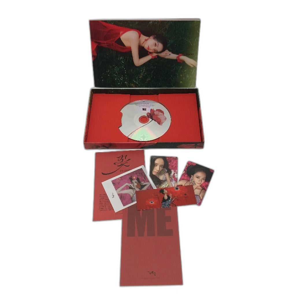 Blackpink Jisoo 2023 Solo Album Me incl CDs Photocards Bookmark Red Ver NEW