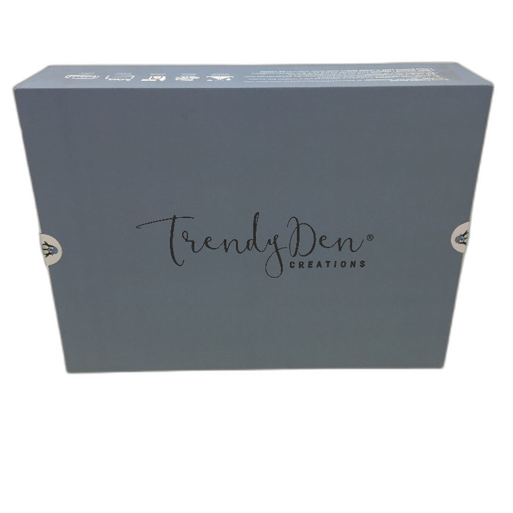 Trendy Den Creations 155cm x 120cm Blue Portable Throw Blanket w Carry Bag NEW