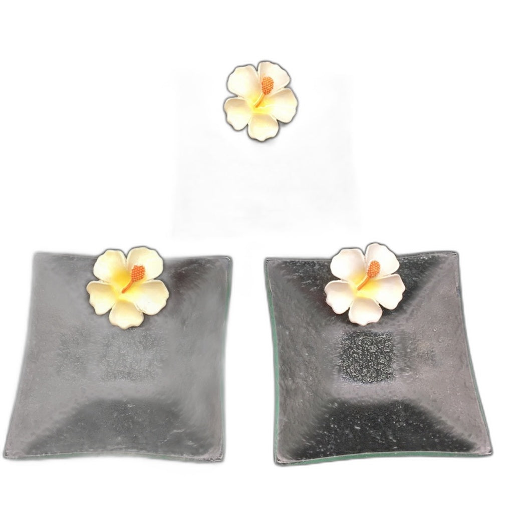 Classique Design 3 Piece Glass Square Plates Floral Theme Home Decor NEW