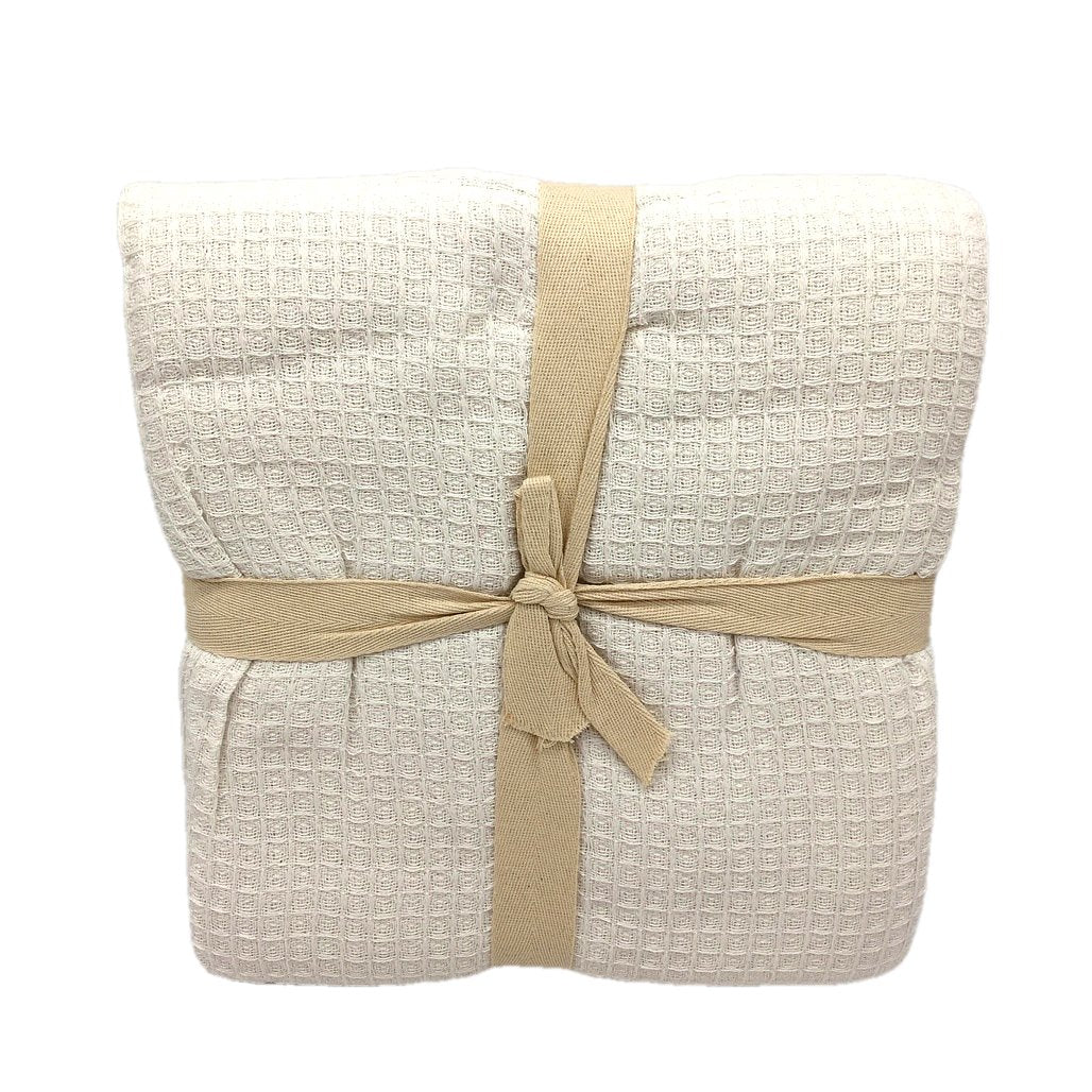 Brighton Road Recycled Cotton White Knitted Waffle Queen Sized Blanket NEW