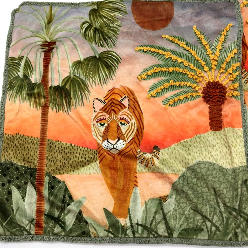 Kirkton House 2pk Jungle Tiger Velour Tufted Throw Cushion Covers NEW