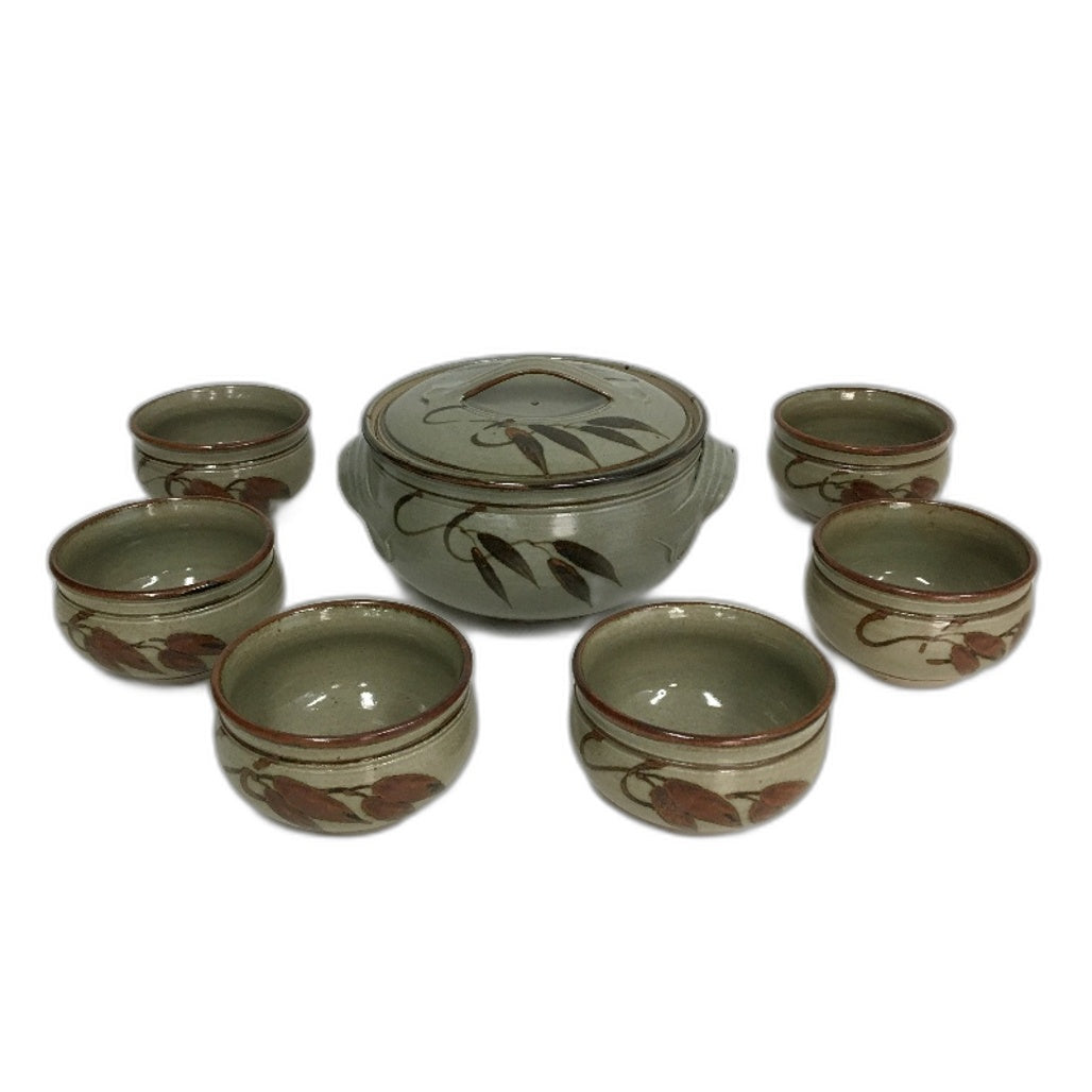 HANDCRAFTED Australian Pottery Gum Leaf Design Lidded Tureen & 6 Soup Bowls
