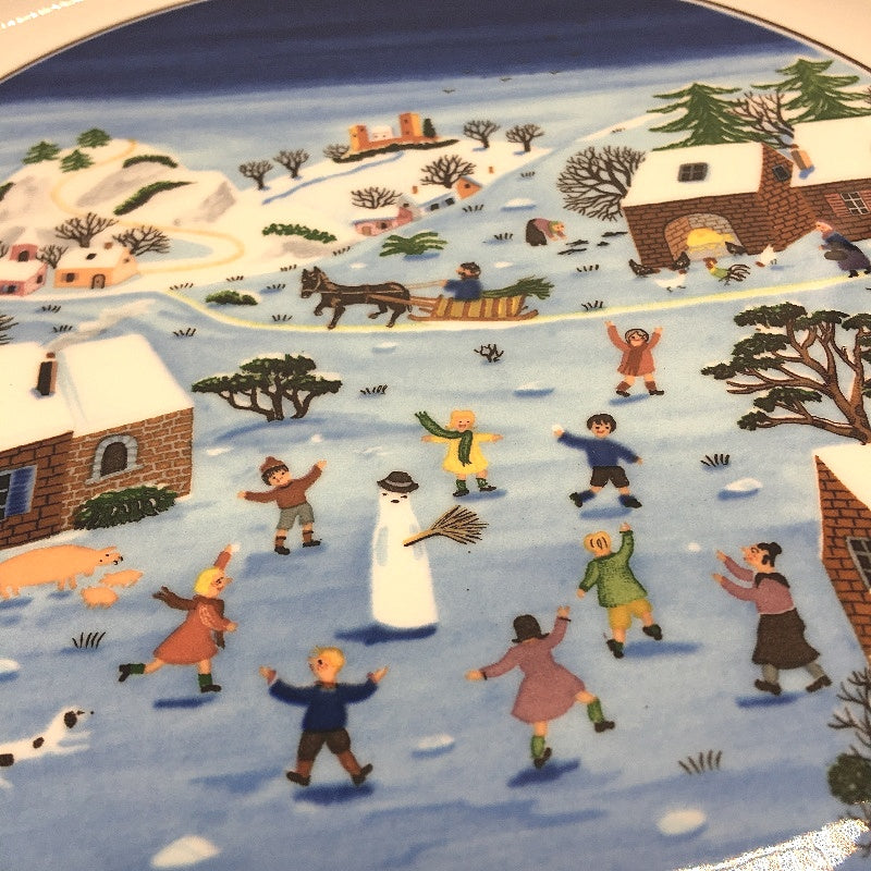 COLLECTABLE Villeroy & Boch West Germany Porcelain Naif Christams 26cm Plate