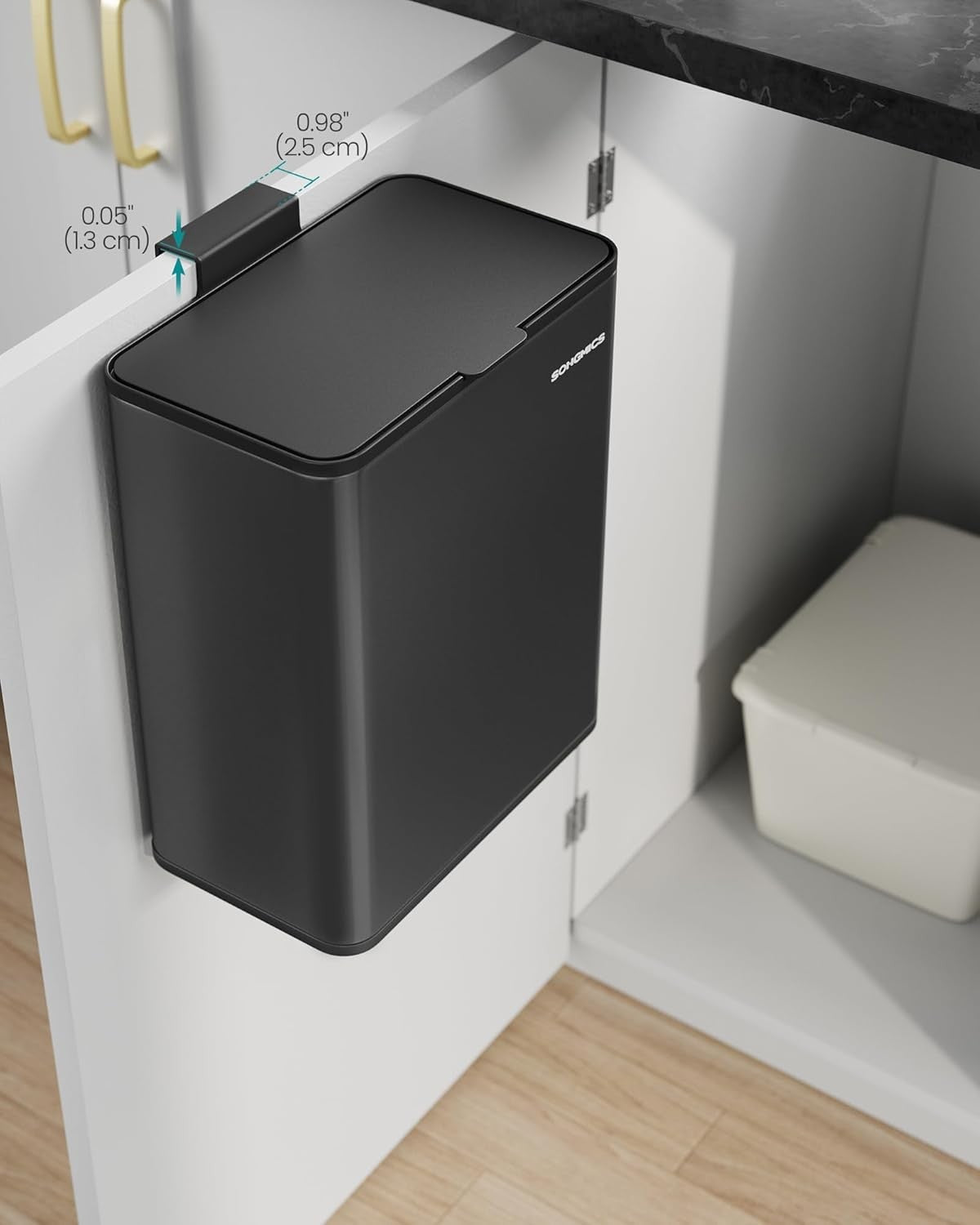 SONGMICS 8L Hanging Kitchen Trash Bin with Lid for Food Waste in Ink Black NEW