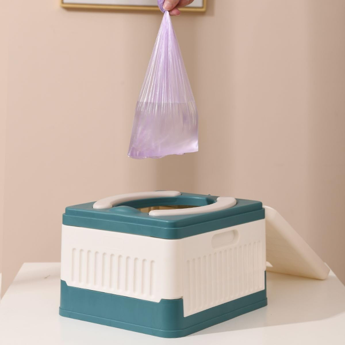 Portable Foldable Potty Seat for Toddlers with Travel Bag in Teal NEW