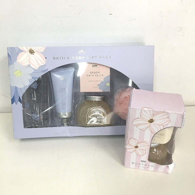 OXX Multi- Piece Beauty Bath Product & Make Up Case Pack MOTHERS DAY NEW