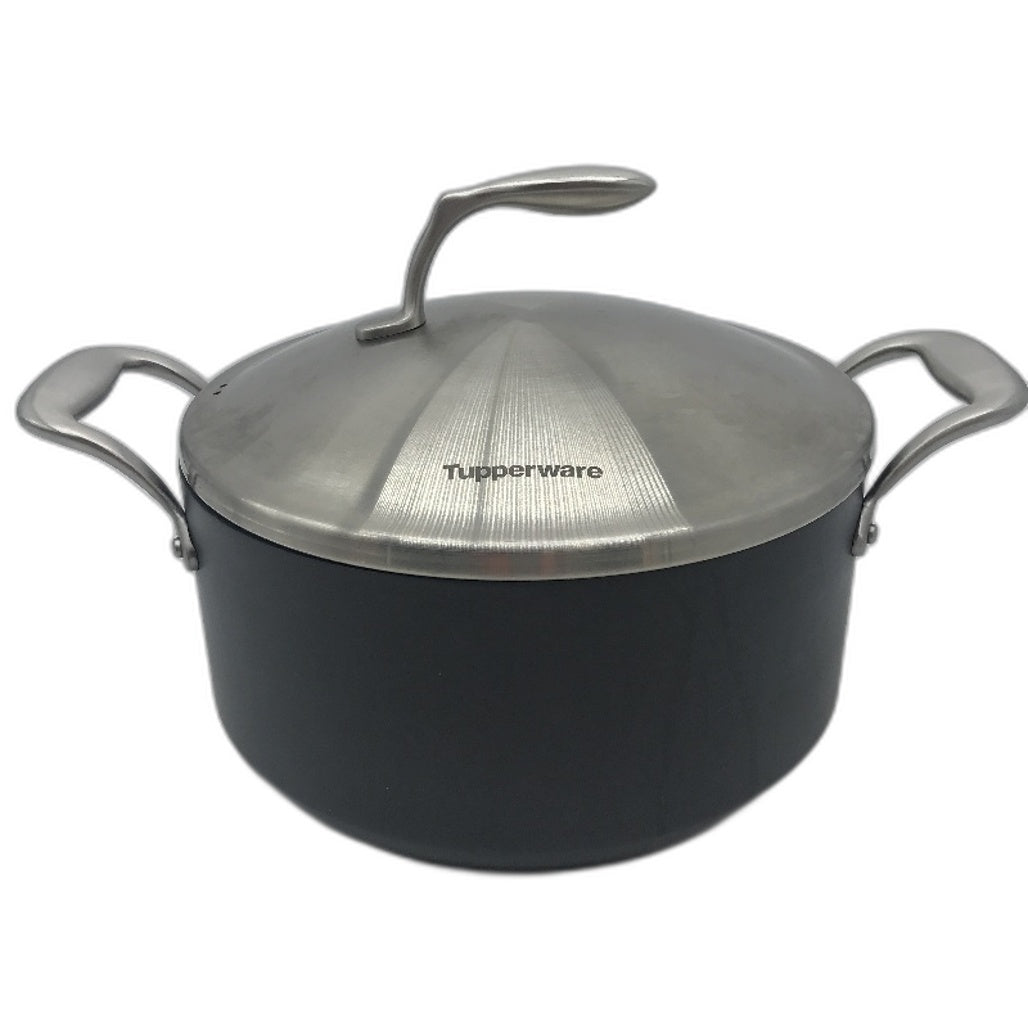 Tupperware 4.9L Dutch Oven Non Stick Coating Oven Safe Encapsulated Base
