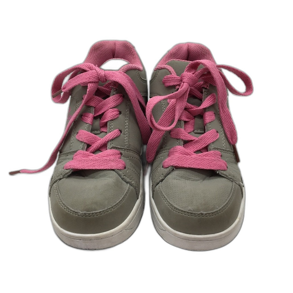 Sidewalk Sports Grey and Pink Heelys Roller Sneaker Shoes Girls Size 2