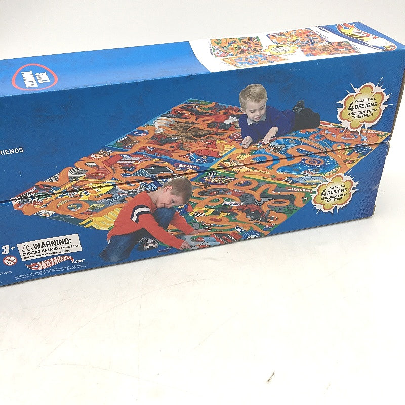 2011 2x Collectable Hot Wheels Felt Play Mats Lava Land & Skull Mountain NEW