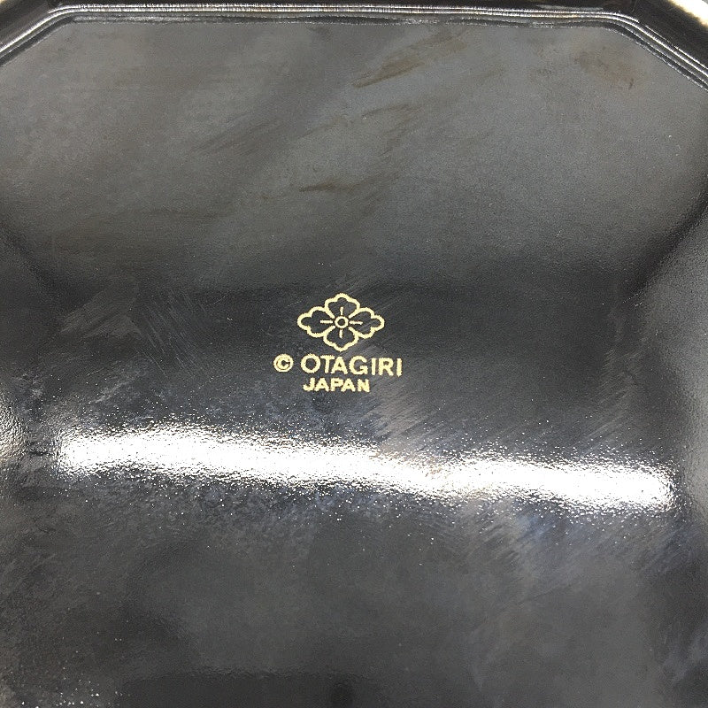 VINTAGE Otagiri Japan Black With Gold Unicorn Lacquerware Decorative Plate 21cm