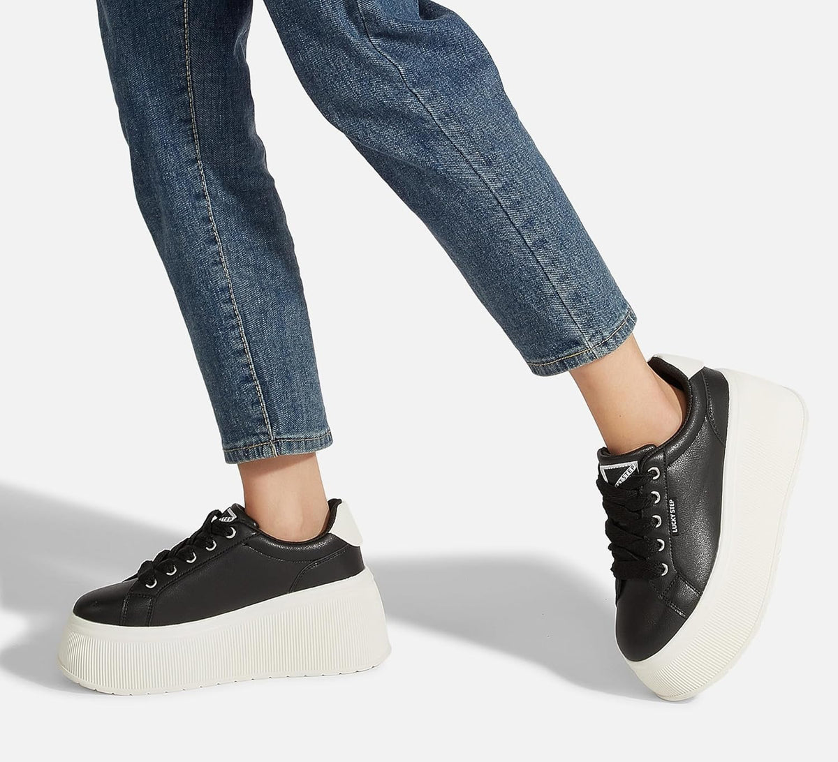LUCKY STEP Black Canvas Low Top Fashion Sneakers Trainers Women US8 NEW