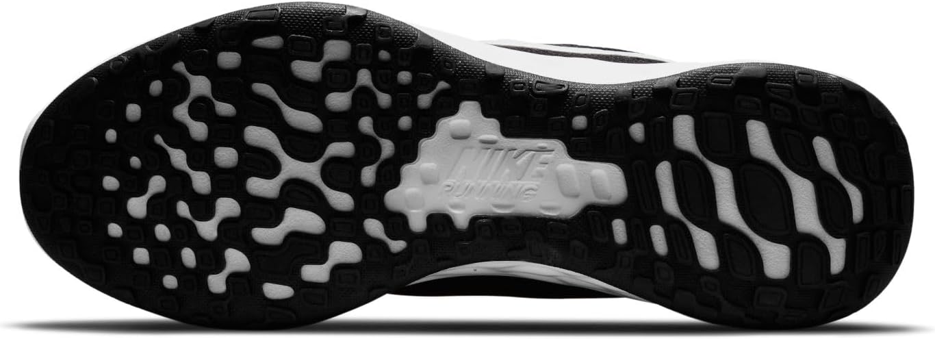 Nike Revolution 6 NN Sneaker White & Black Running Shoes Mens US 10 NEW