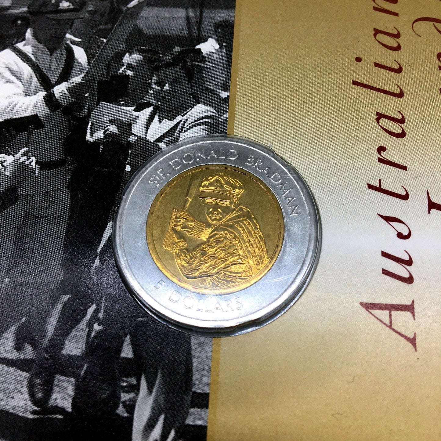 Royal Australian Mint Legends Series Sir Donald Bradman Commemorative Coin 1997