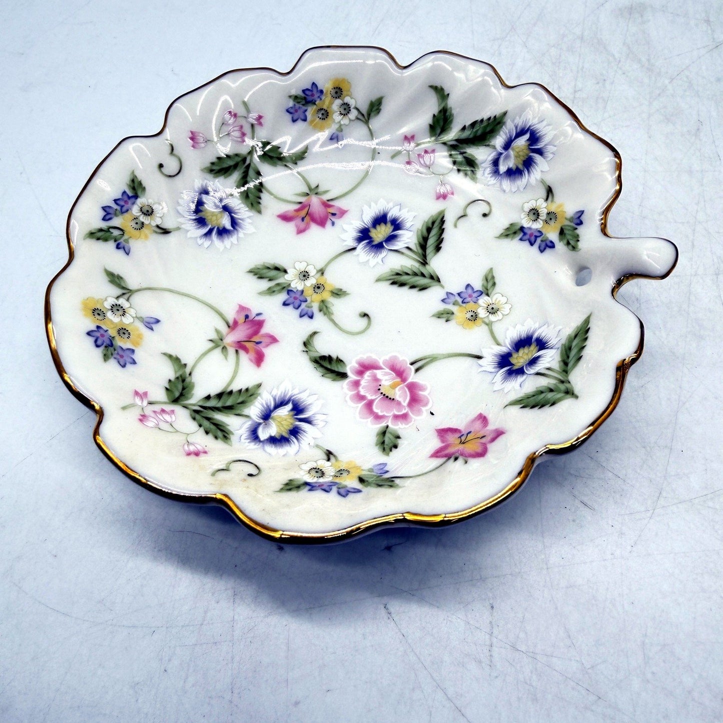 Exceed Bon Edelweiss Floral Porcelain Teacup and Saucer Set Vintage Tea