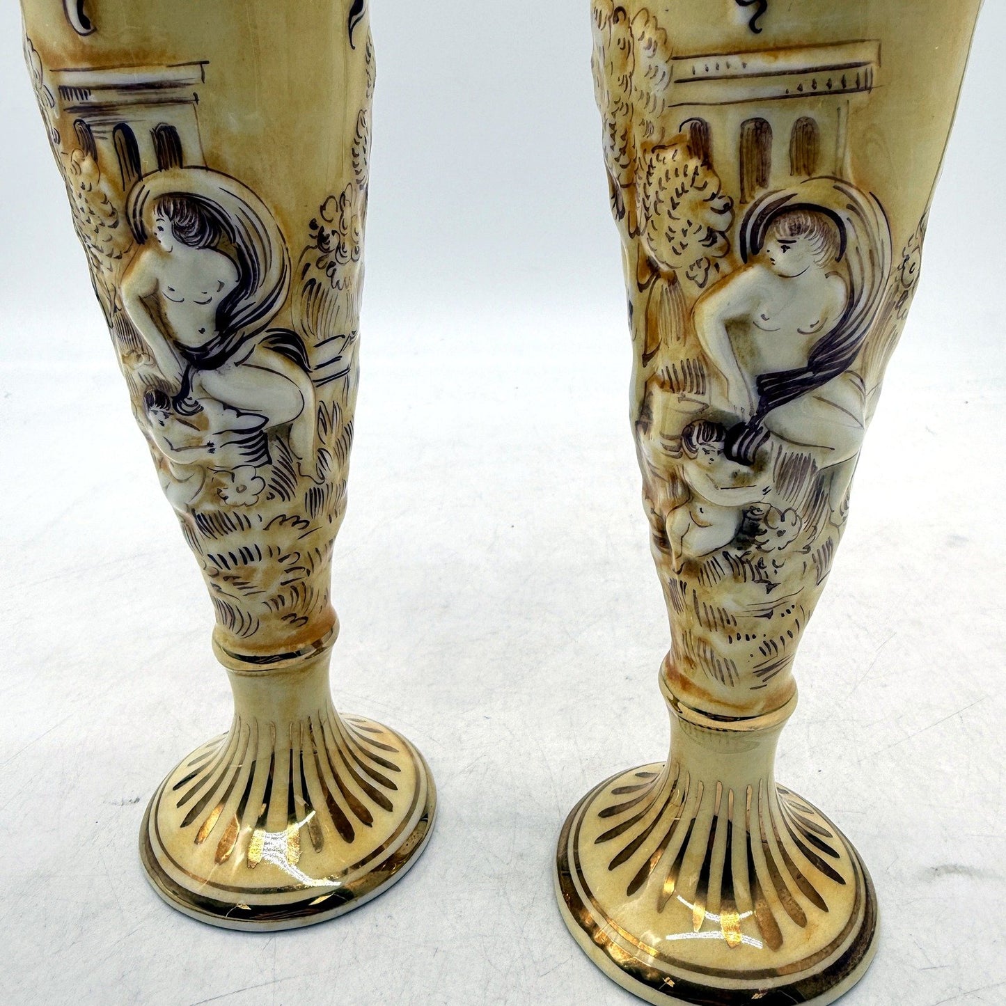 VINTAGE R. Capodi Monte Italian Made Pair Of Decorative Ceramic Vases