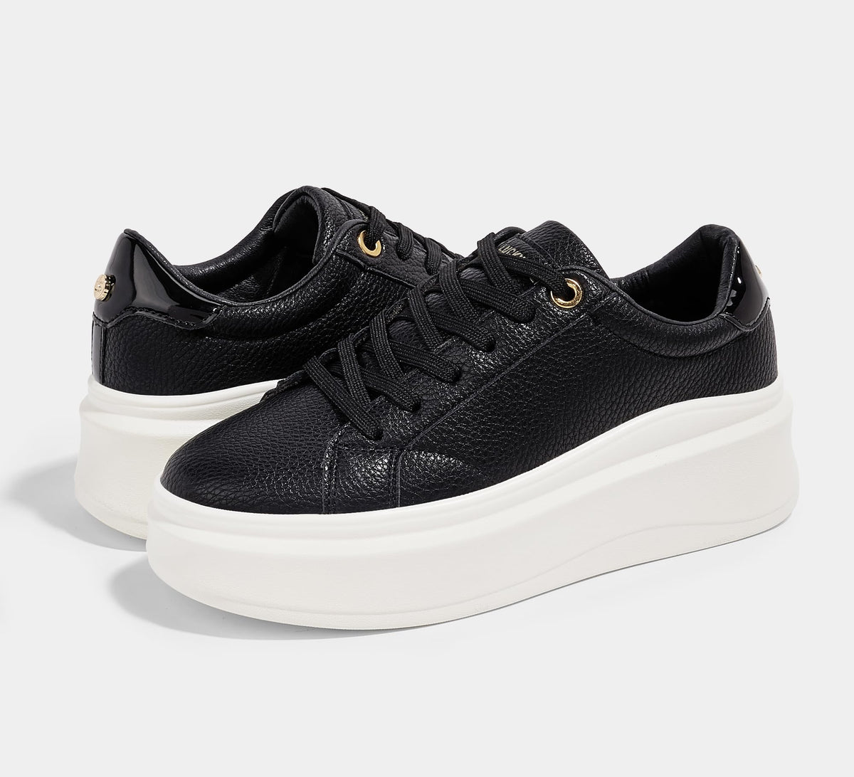 LUCKY STEP Black Faux Leather Classic Fashion Sneakers Trainers Women US 10 NEW