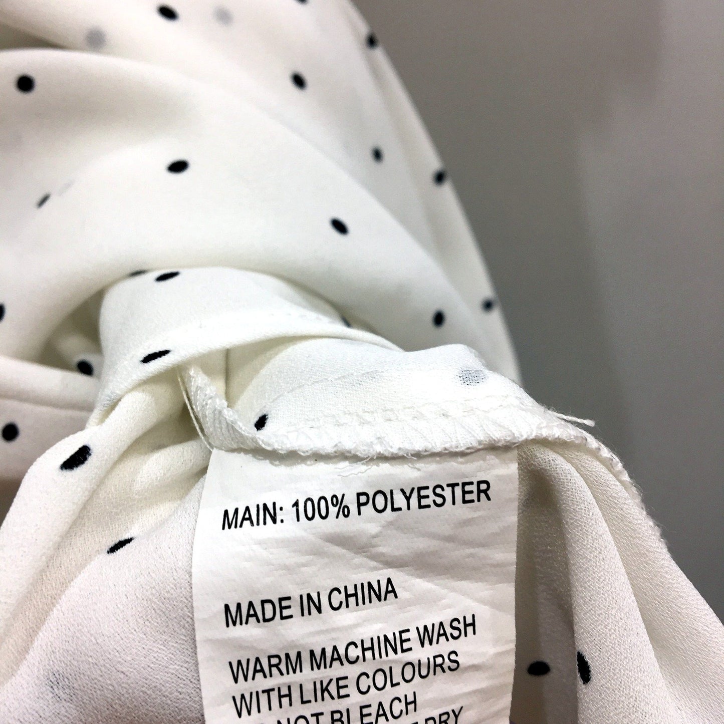 Tokito Womens Polka Dot Blouse Pleated Short Sleeve White, Black Dots Size 10