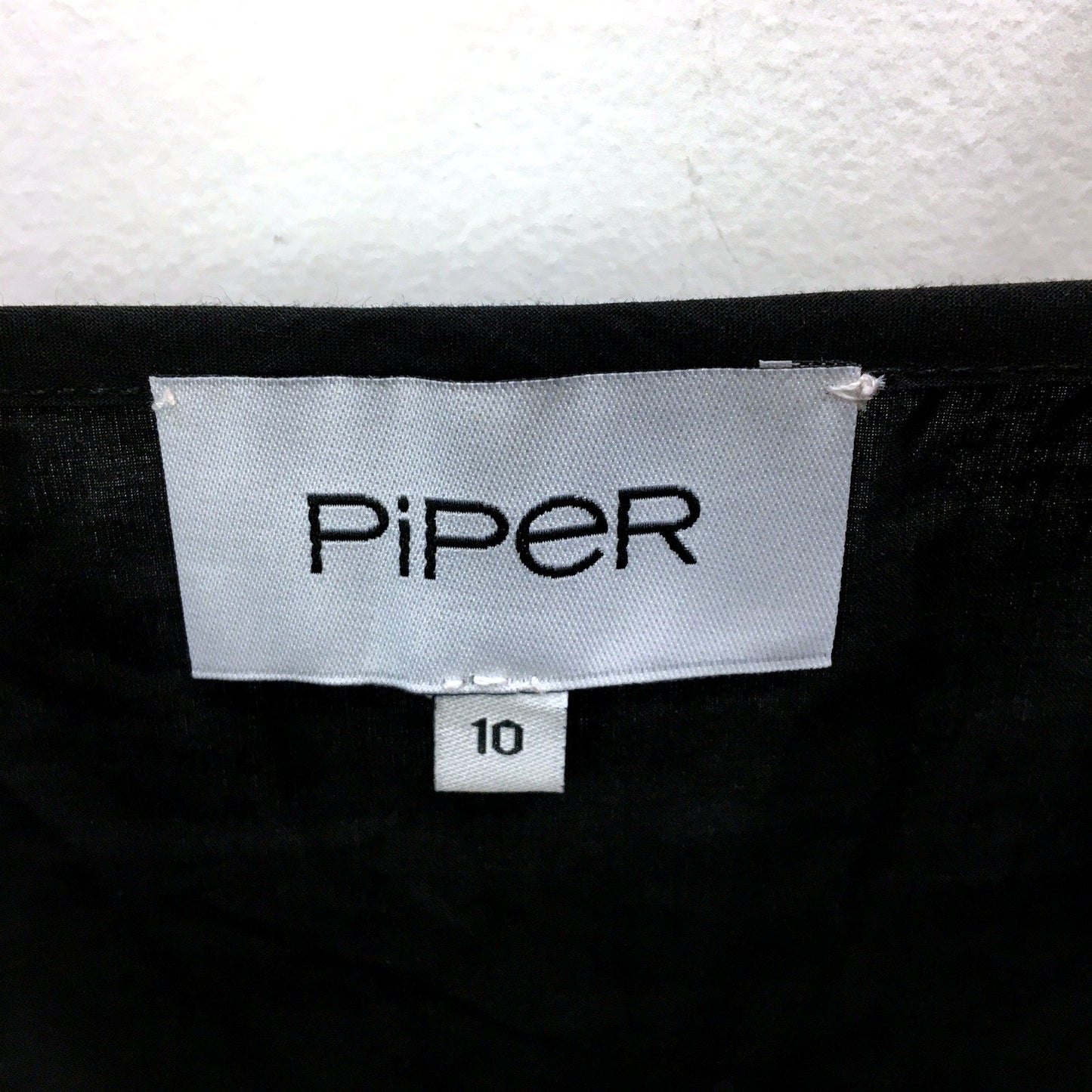 Piper Womens Sleeveless Camisole Top in Black - Size 10