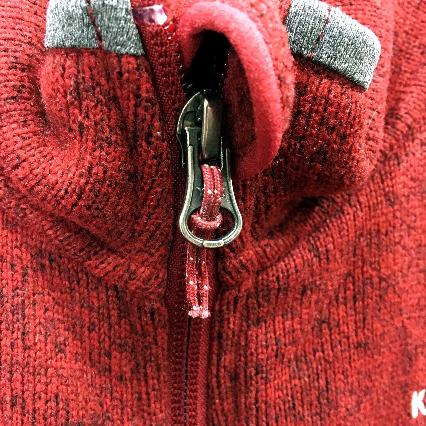 Kathmandu Mens Pullover Fleece Knit Jacket Recycled Polyester Burgundy Size XL