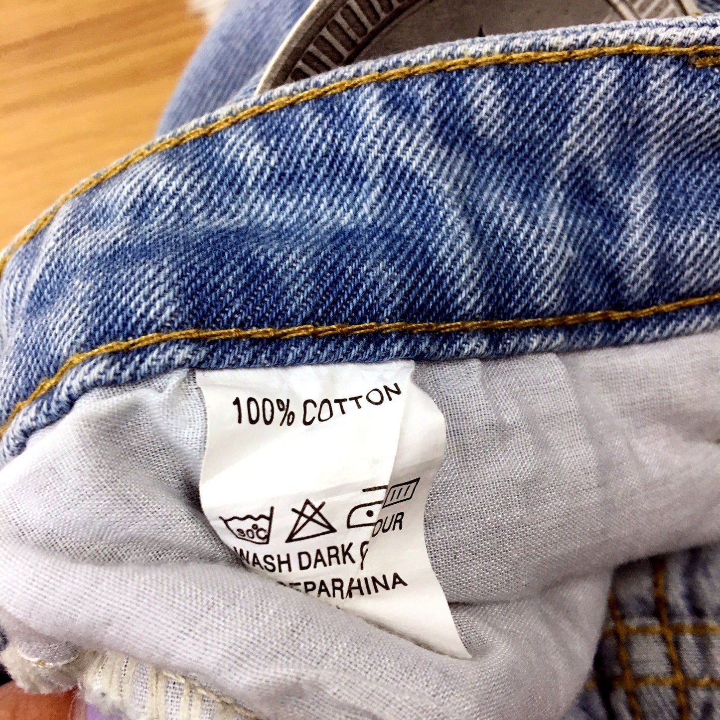 MULR Mens Distressed Denim Shorts Distressed Light Blue Denim Shorts, Size S NEW