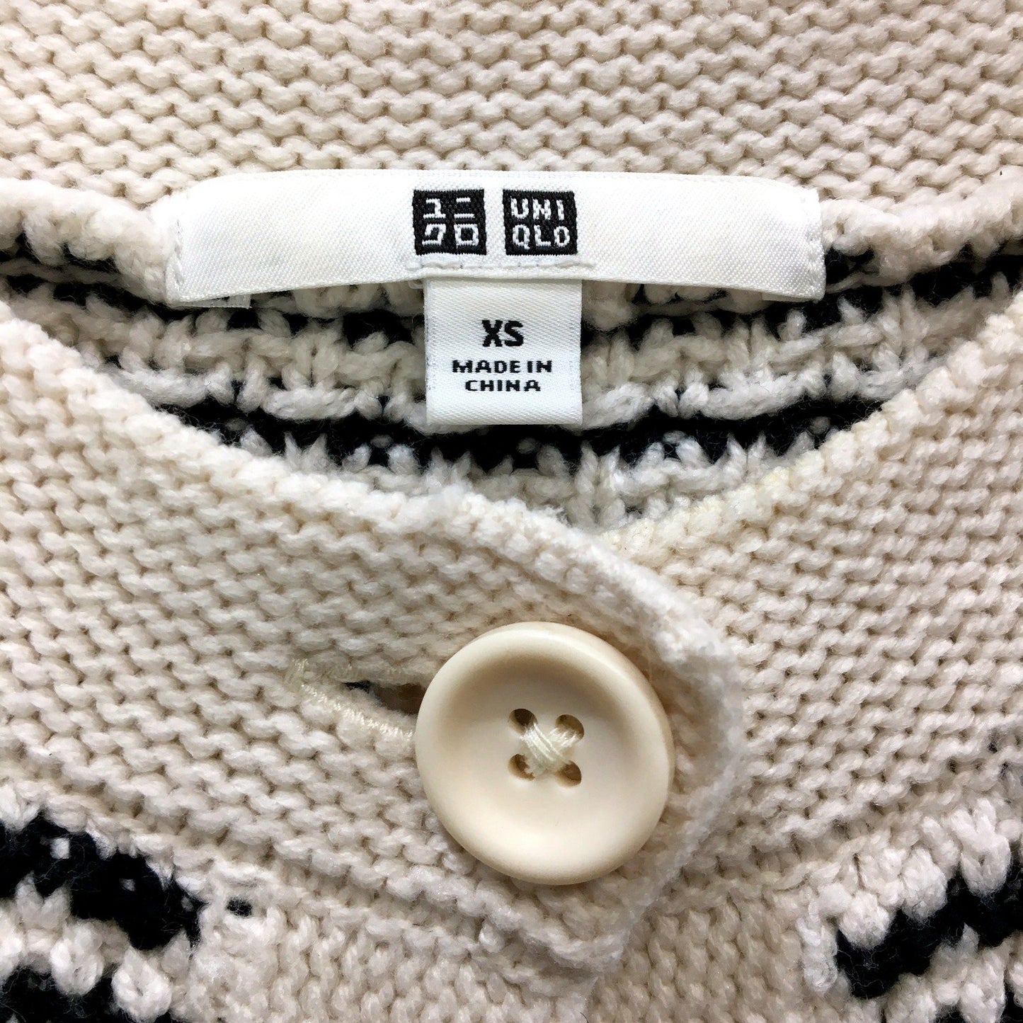 UNIQLO Womens Striped Cardigan Sweater in Black and Beige, XS Size