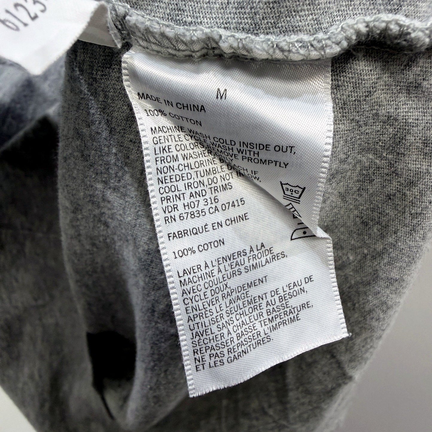 Nautica Mens Gray Cotton T-Shirt for Casual Everyday Wear, Size M