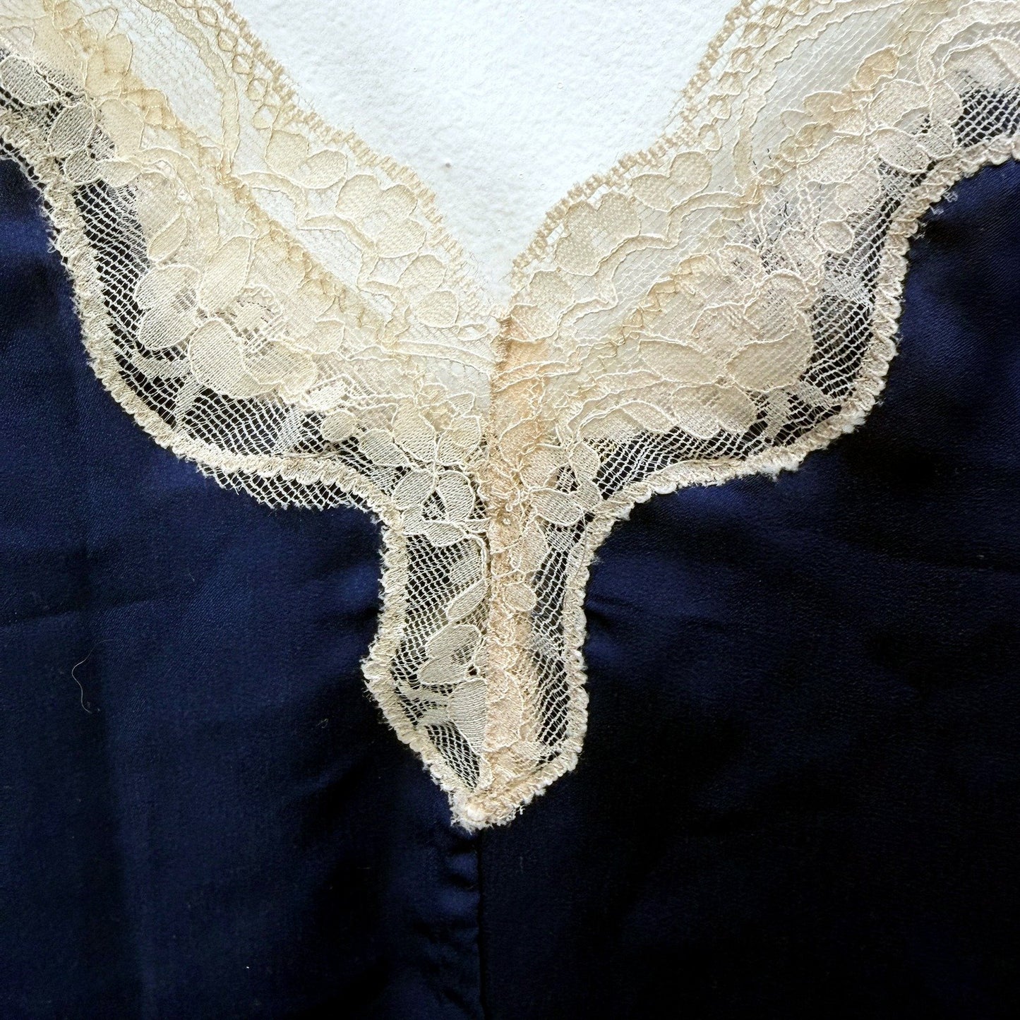 Peter Alexander Womens Navy Blue Lace Trim Satin Nightgown XL Size