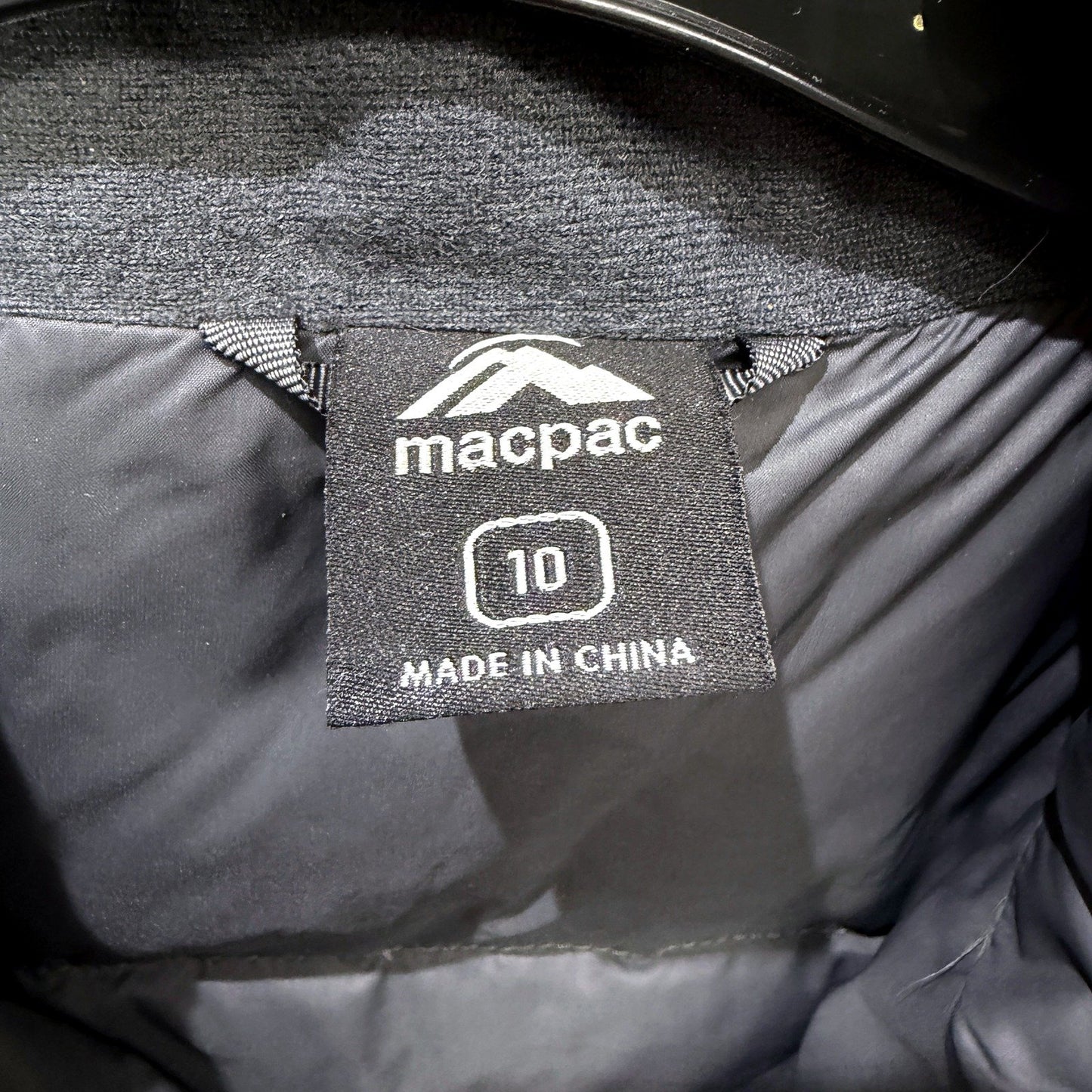 Macpac Womens Puffer Jacket Black Warm Insulated Outdoor Winter Size 10